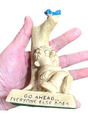 Vtg 1968 Go Ahead Everyone Else Does Figurine With Bluebird On Tree Vintage Resi